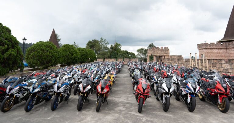 BMW Motorrad S1K Malaysia Anjur BMW S1K Mega Gathering 2024