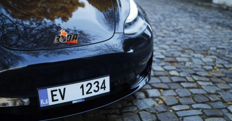 Bidaan Nombor Plat Eksklusif ‘EV’ Kini Dibuka: Hanya Untuk Kenderaan Elektrik