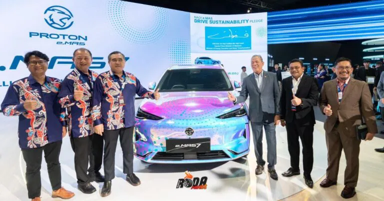 PROTON Pamer e.MAS 7, X50 SE, dan Kereta Lumba S70 R3 di KLIMS 2024