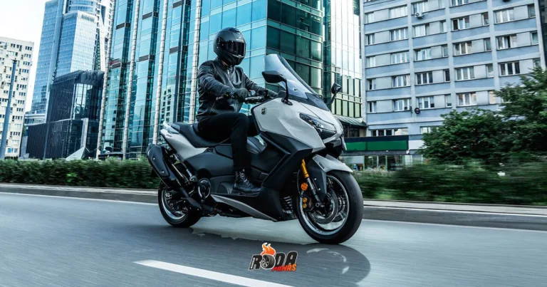 Yamaha TMAX Tech MAX 2025, Skuter Sport Premium Bertaraf Baharu