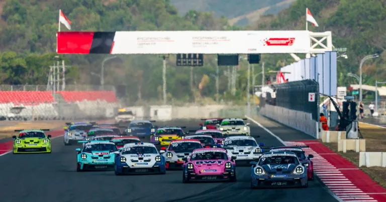 Dylan Pereira Juara Porsche Carrera Cup Asia di Mandalika
