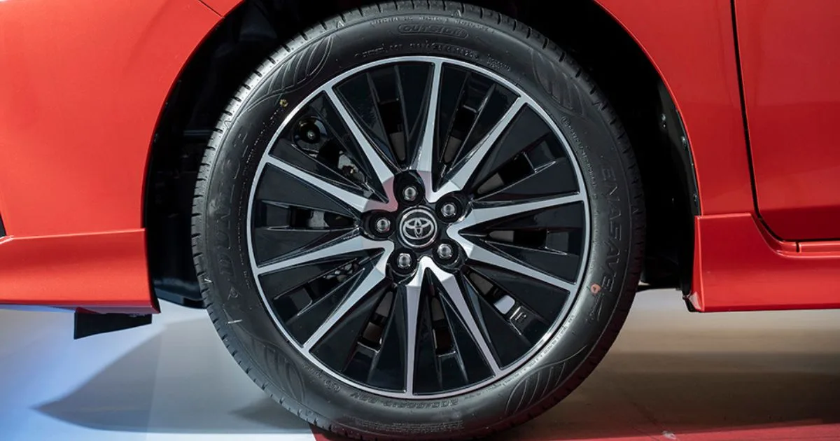 Toyota Yaris ATIV HEV Dilancar di Thailand