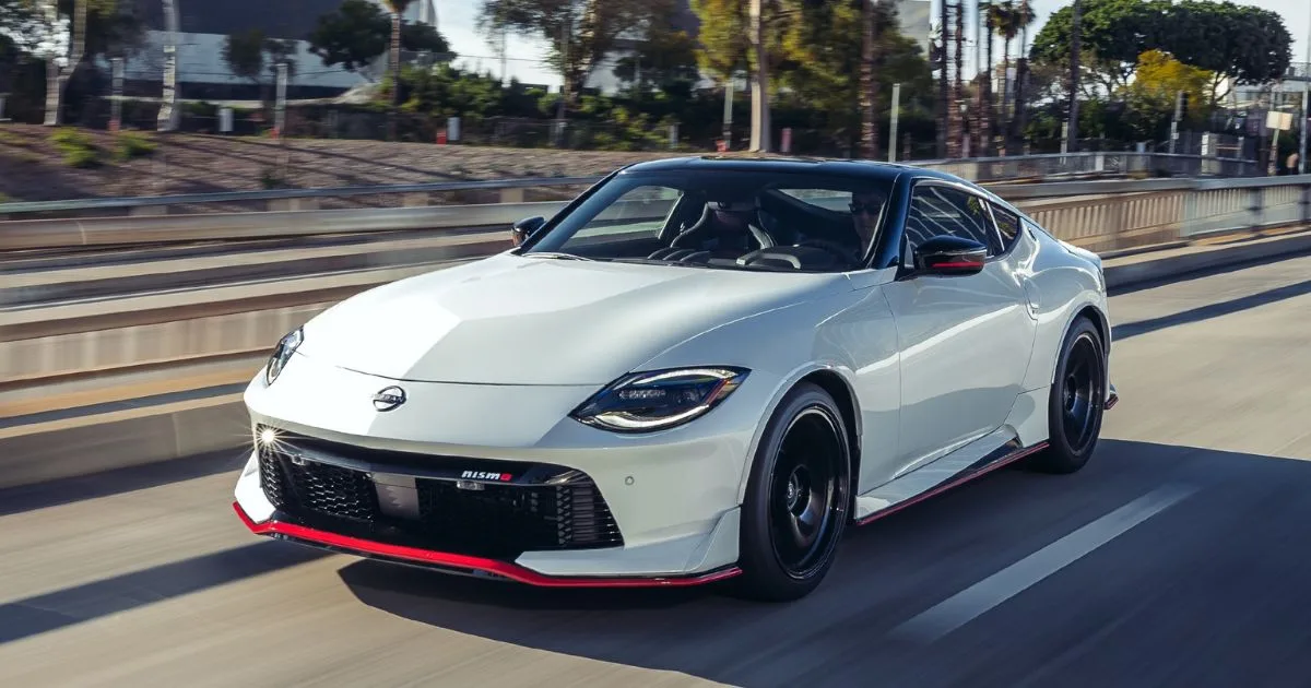 Nissan Z NISMO Akhirnya Ditawarkan dengan Transmisi Manual