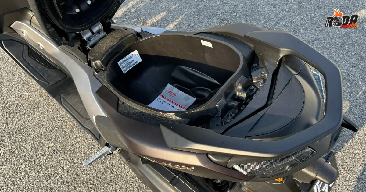 Mengapa Yamaha NMAX 155 ABS Layak Jadi Skuter Harian Anda?