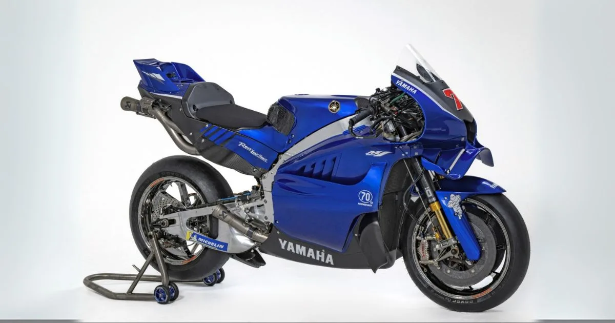 Yamaha Pamer Prototaip Baharu YZR-M1 V4 di Misano