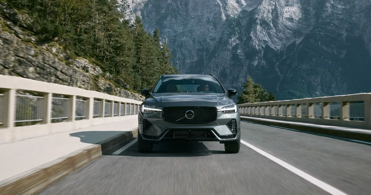 Volvo XC60 (2025) rasmi di Malaysia, 2 Pilihan Varian PHEV & Mild Hybrid