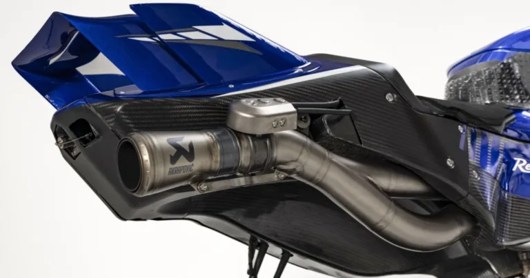Yamaha Pamer Prototaip Baharu YZR-M1 V4 di Misano