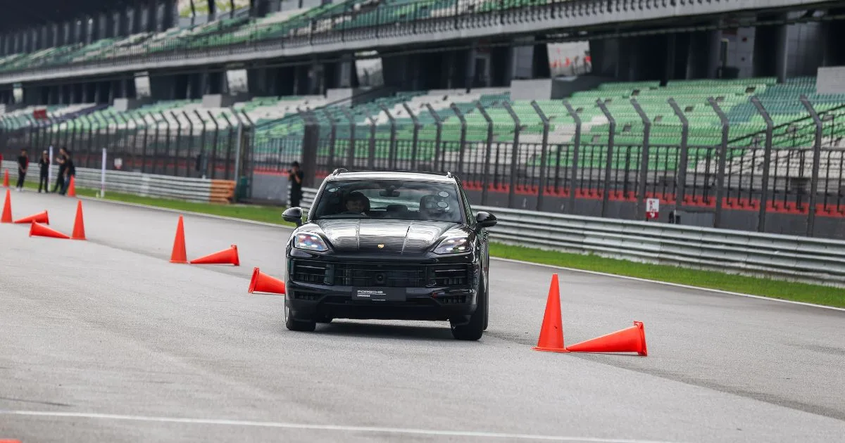 Juara Porsche Esports Malaysia Bawa Aksi Simulator ke Litar Sepang