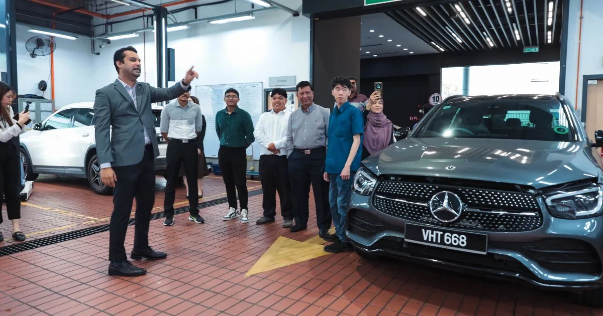 Empat Pelajar Terima Geran Pengajian Automotif Cycle & Carriage 5 Empat Pelajar Terima Geran Pengajian Automotif Cycle & Carriage