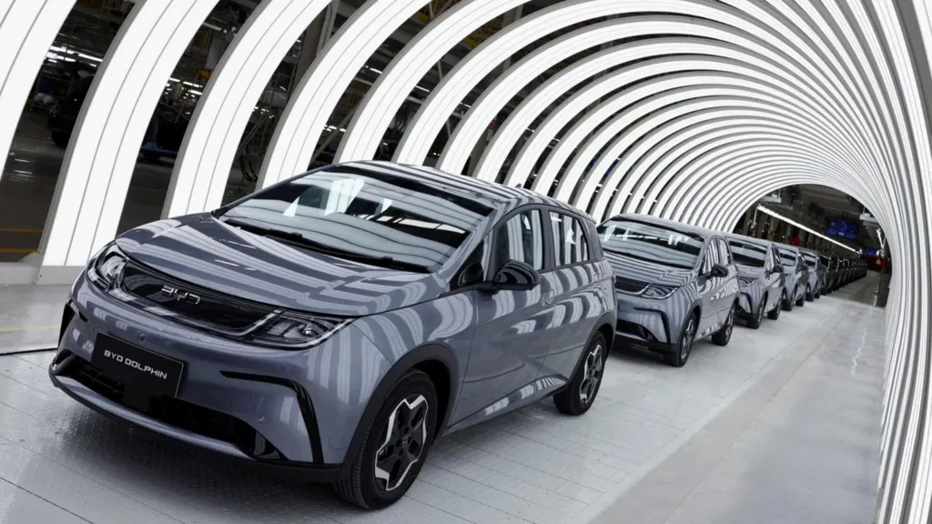 BYD Bakal Atasi Tesla Dalam Jualan EV Global Pada 2025