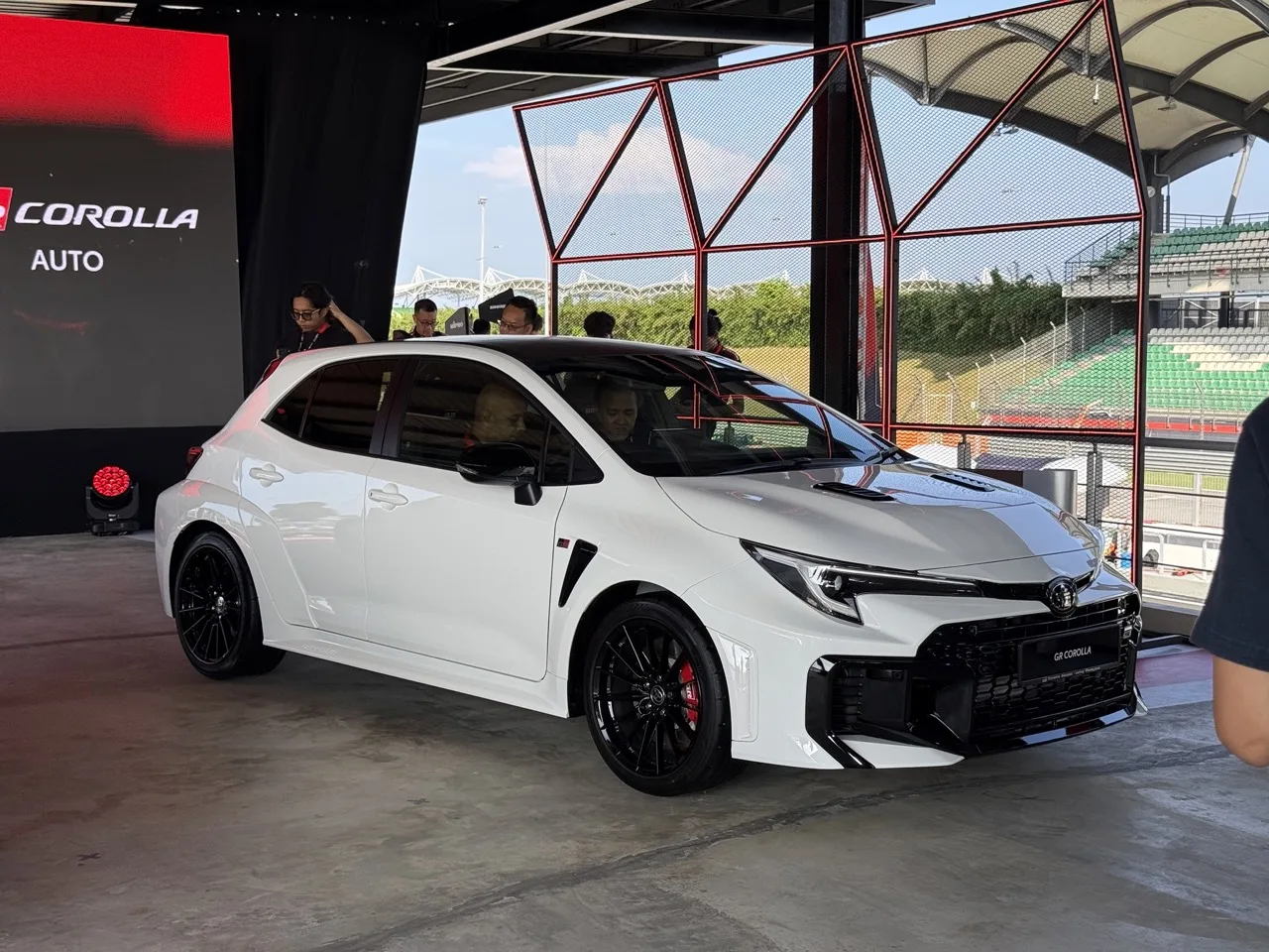 Toyota GR Corolla 2026 Dengan Automatik 8-Kelajuan