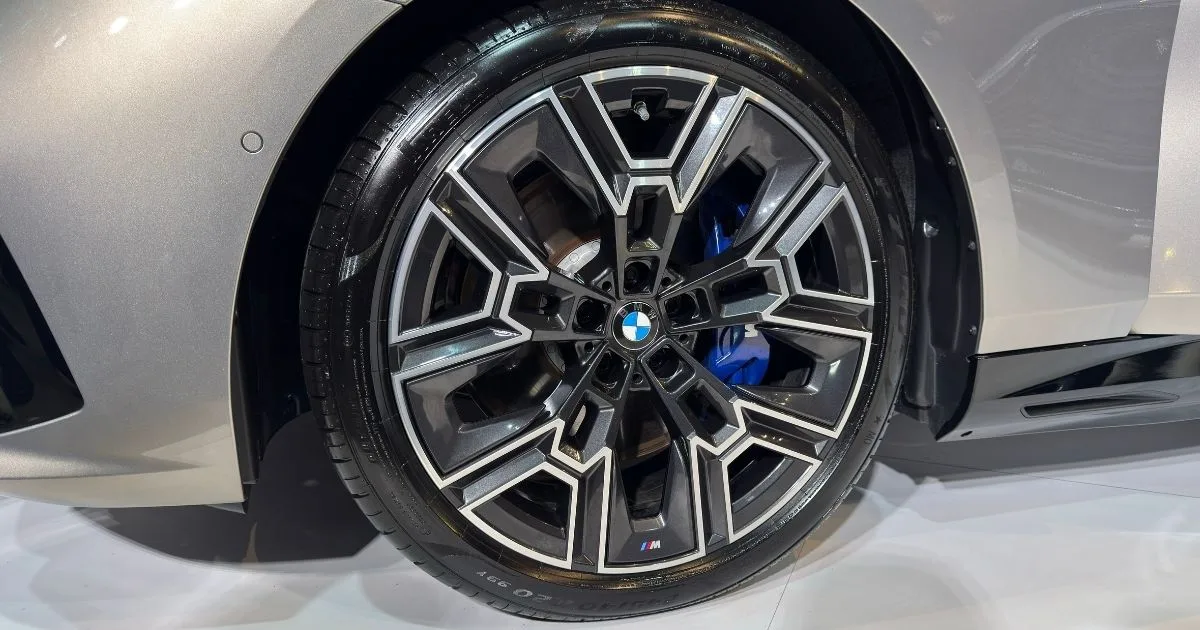 BMW Group Malaysia Lancar i5 CKD dan iX1 eDrive20L Baharu