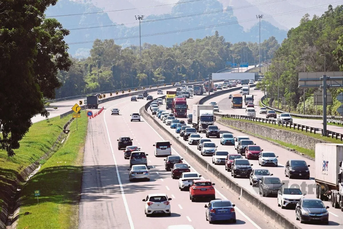 Harga Minyak 19–25 Februari 2026 Kekal RON95 RM2.54 Seliter 7 Harga Minyak 19–25 Februari 2026 Kekal RON95 RM2.54 Seliter