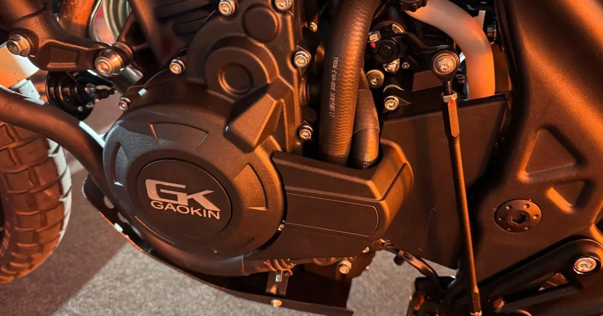 Brixton Storr 500 Tiba Di Malaysia, Enjin 2-Silinder 486 cc