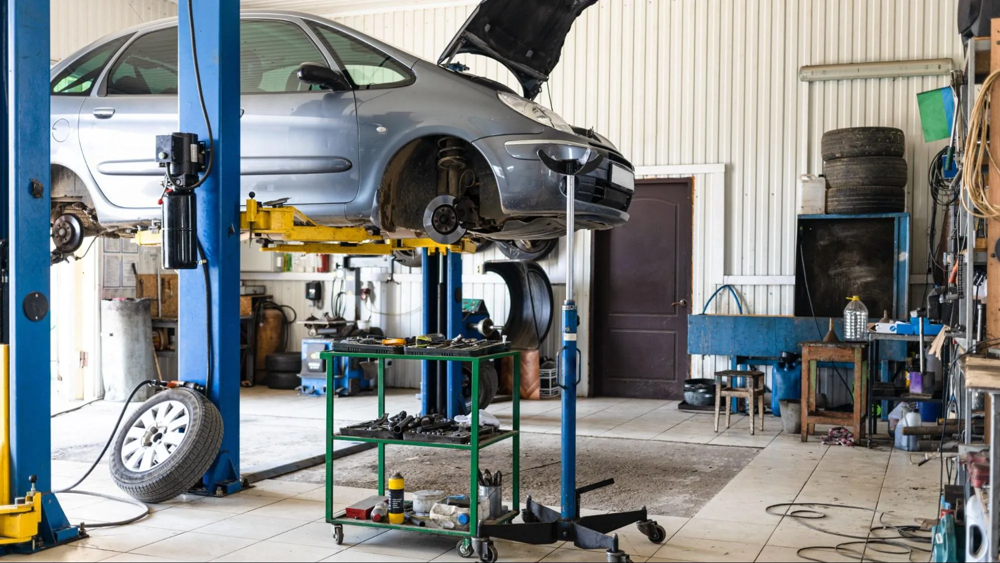 Perkara Anda Perlu Tahu Sebelum Membeli Kereta Terpakai