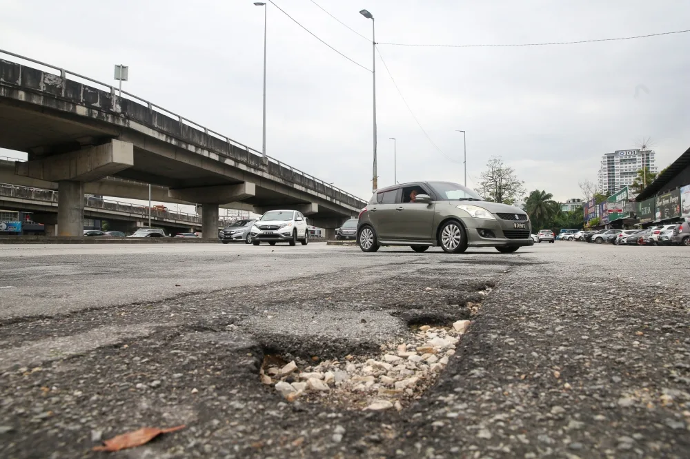 Tayar Kereta Cepat Haus? Ini Tips Yang Pemandu Tidak Sedar