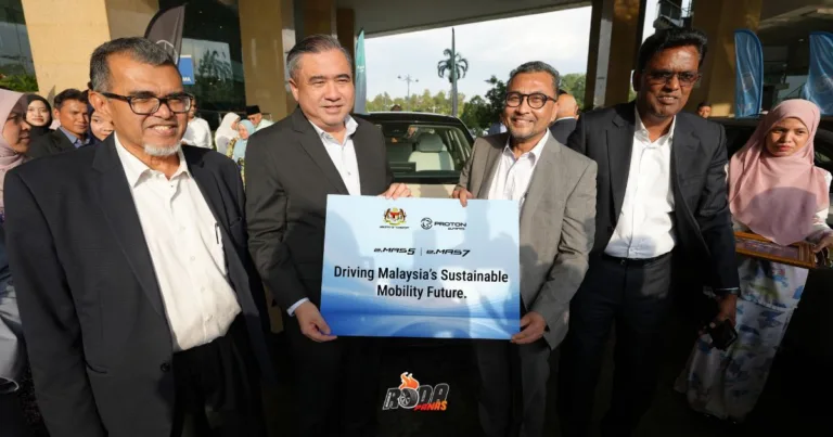 PROTON e.MAS Sokong Inisiatif EV Kerajaan, Serah Beberapa Model Elektrik kepada Kementerian Pengangkutan