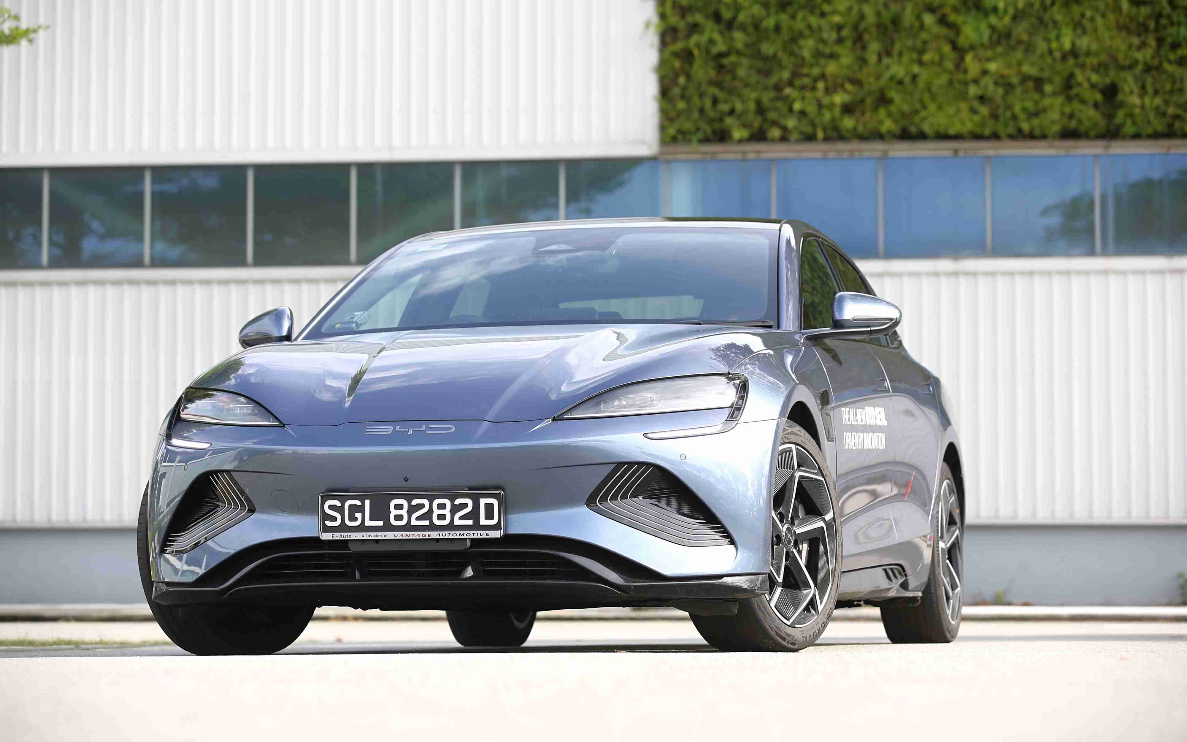 Kelebihan & Kekurangan Kereta Elektrik Yang Anda Perlu Tahu