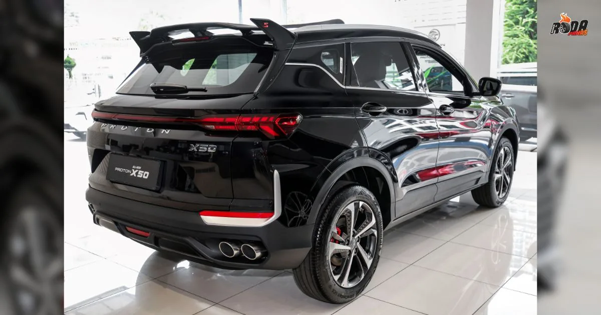 PROTON X50 dengan Warna Baharu “Quartz Black”