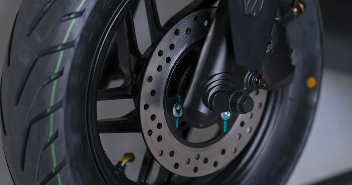 EZI Ray 01 Kini Di Malaysia, Skuter Elektrik Mampu Milik !