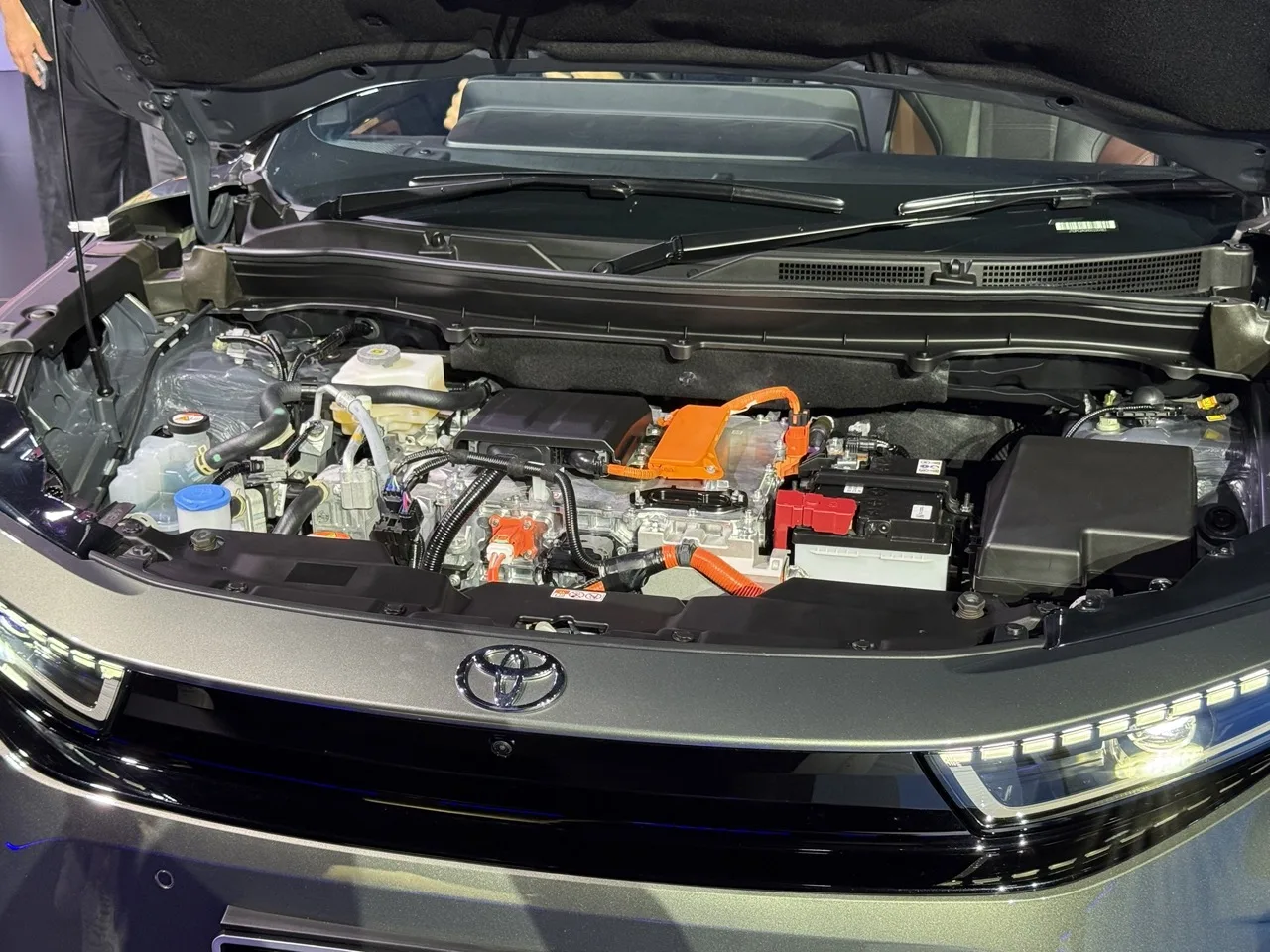 Toyota Urban Cruiser Malaysia SUV EV Kompak Dengan Jarak 426 km