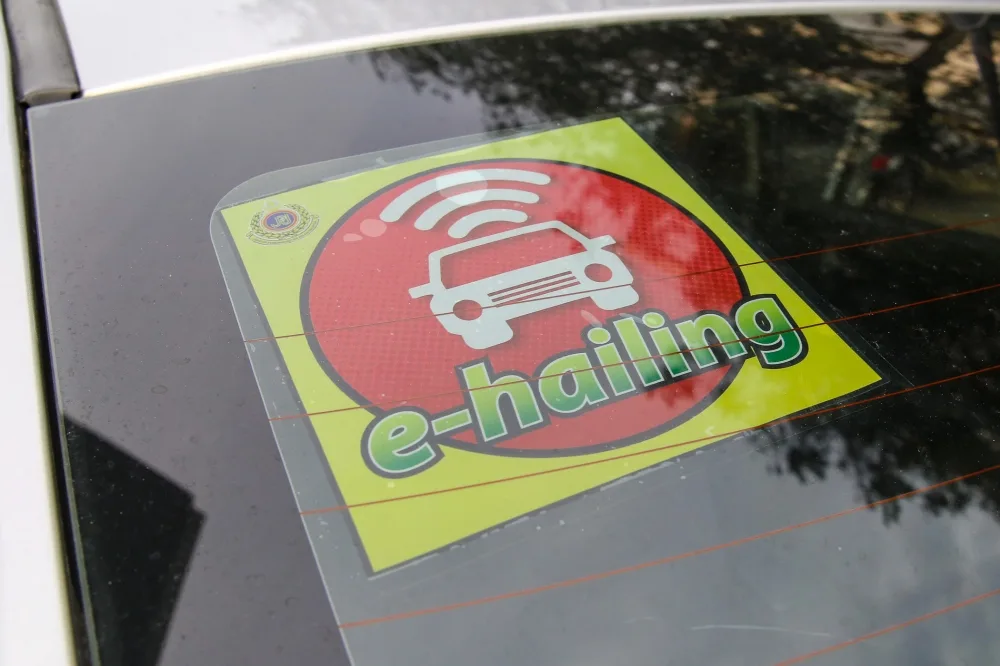 Carpooling E-Hailing Malaysia Dapat Mengurangkan Kos Minyak