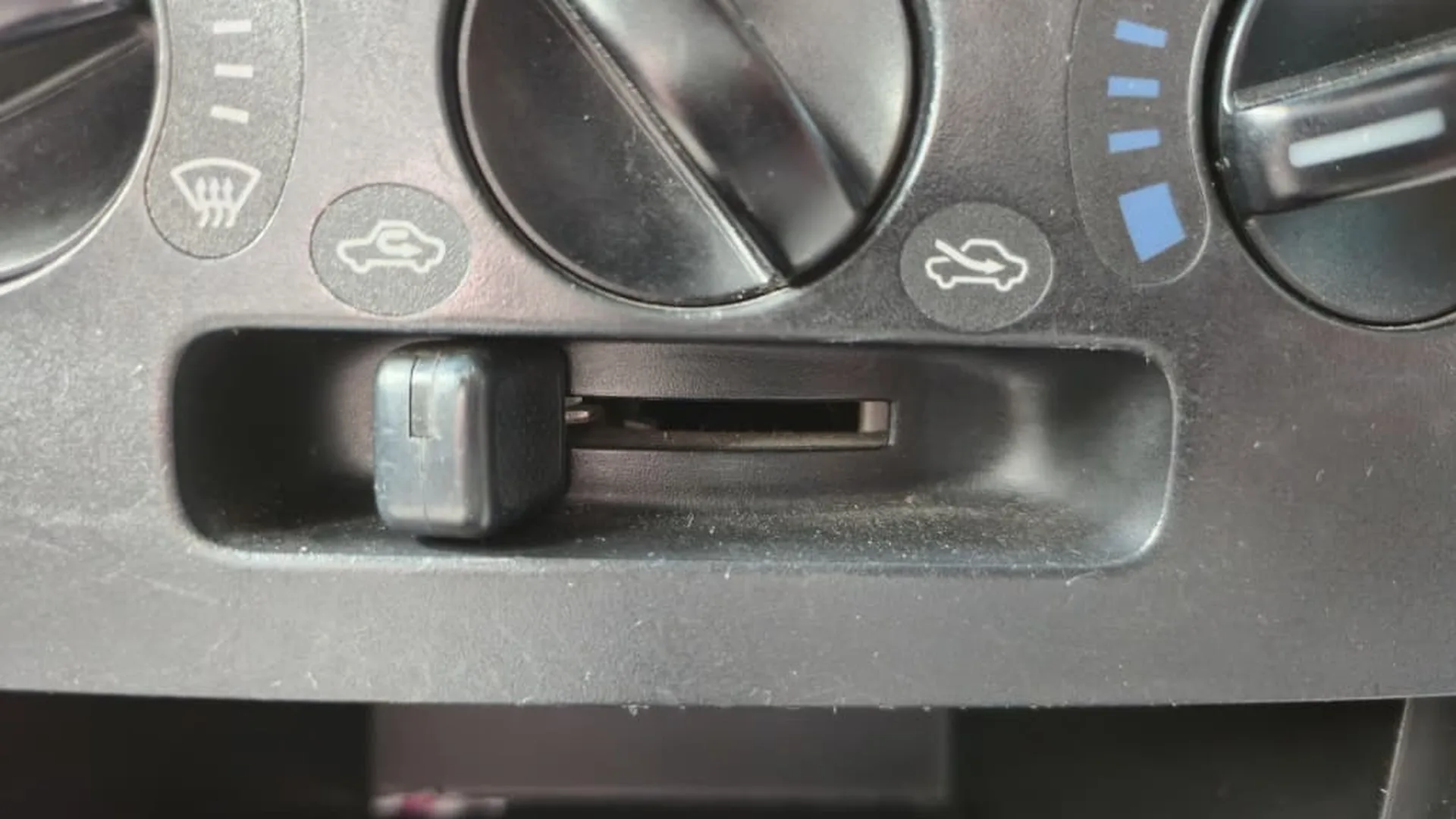 “Air-Recirculation Button”, Bila Perlu Guna?