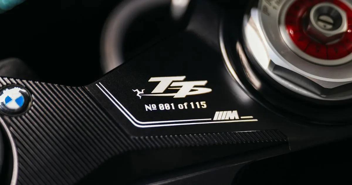 BMW M RR Limited Edition Isle of Man TT, Terhad 115 Unit Seluruh Dunia 5 BMW M RR Limited Edition Isle of Man TT, Terhad 115 Unit Seluruh Dunia