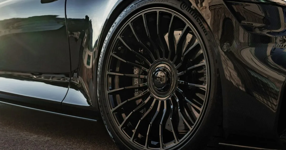 BRABUS Perkenal BODO, Model Coupe V12 1000 HP Terhad 77 Unit 3 BRABUS Perkenal BODO, Model Coupe V12 1000 HP Terhad 77 Unit
