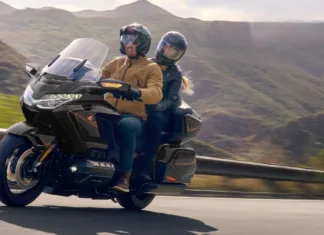 Honda Gold Wing Tour Kini Hadir Dengan Warna Baharu