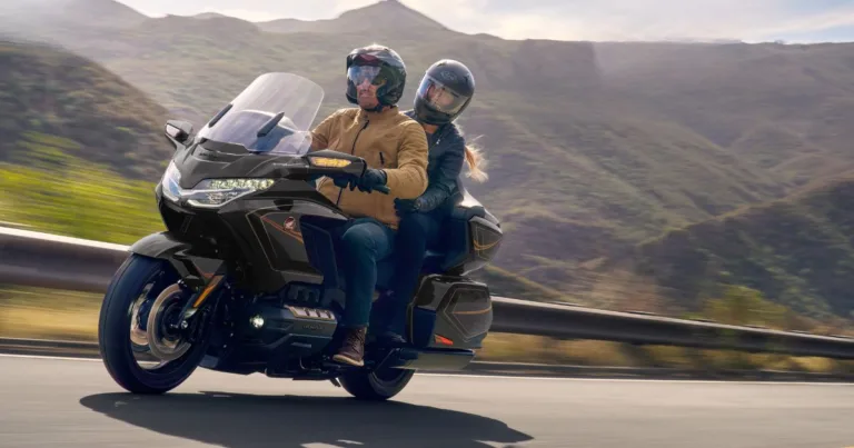 Honda Gold Wing Tour Kini Hadir Dengan Warna Baharu