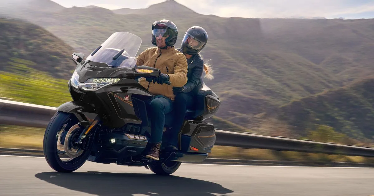 Honda Gold Wing Tour Kini Hadir Dengan Warna Baharu