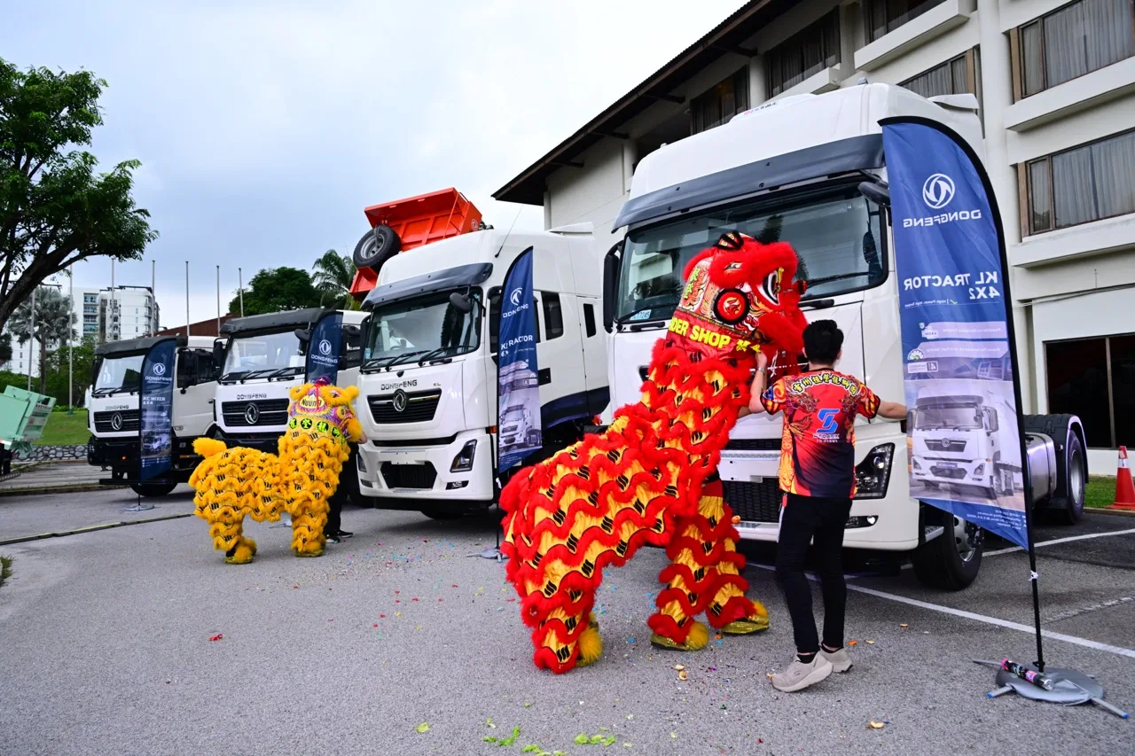 Dongfeng Heavy Industries Tembusi Malaysia, 200 Unit Trak Tugas Berat Ditempah 5 Dongfeng Heavy Industries Tembusi Malaysia, 200 Unit Trak Tugas Berat Ditempah