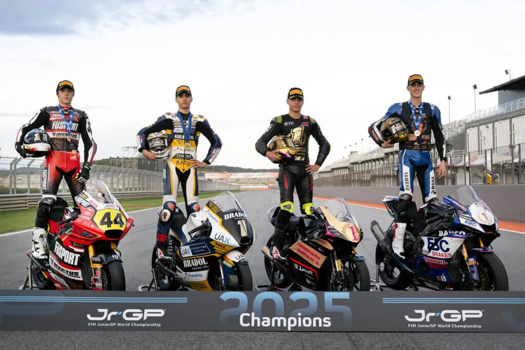 Perbezaan MotoGP Moto2 Moto3: Fakta Penting Yang Ramai Peminat Masih Keliru 3 Perbezaan MotoGP Moto2 Moto3: Fakta Penting Yang Ramai Peminat Masih Keliru