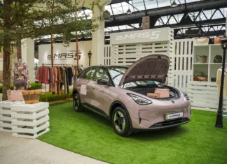 Kereta Elektrik Mampu Milik
