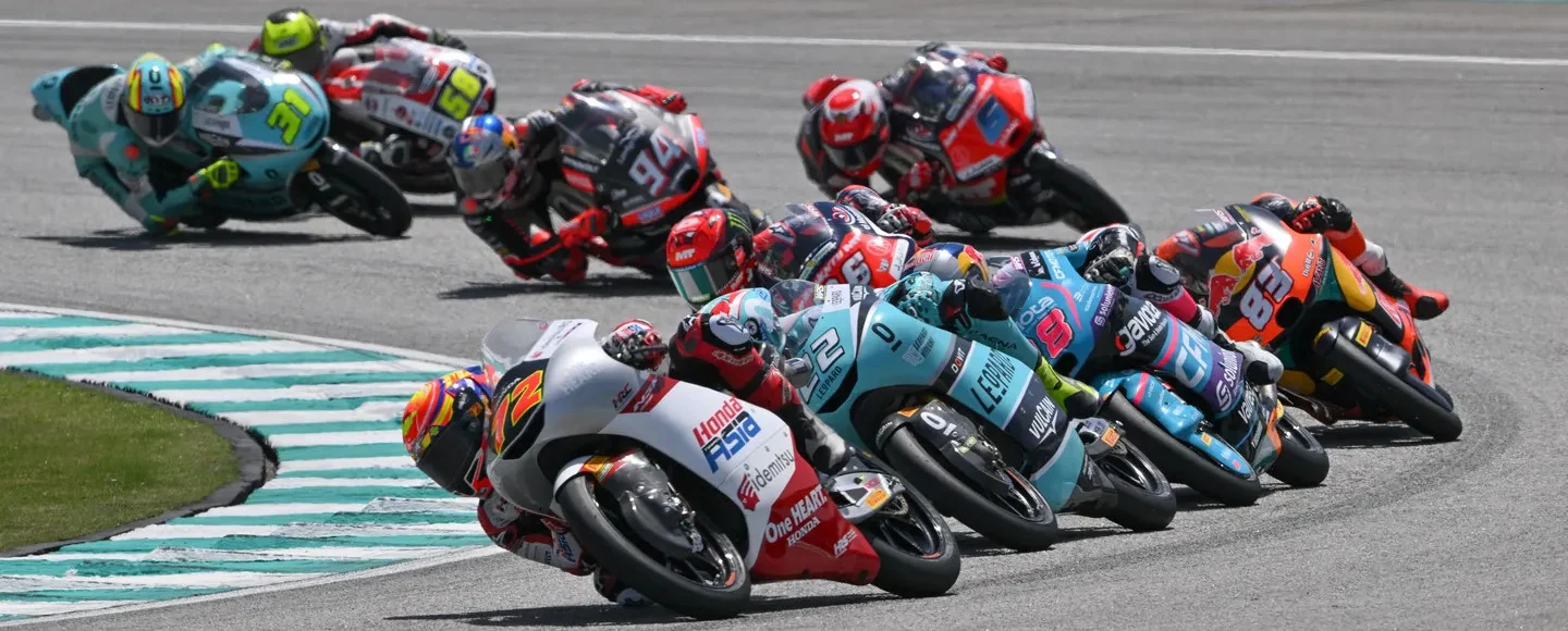 Perbezaan MotoGP Moto2 Moto3: Fakta Penting Yang Ramai Peminat Masih Keliru 4 Perbezaan MotoGP Moto2 Moto3: Fakta Penting Yang Ramai Peminat Masih Keliru