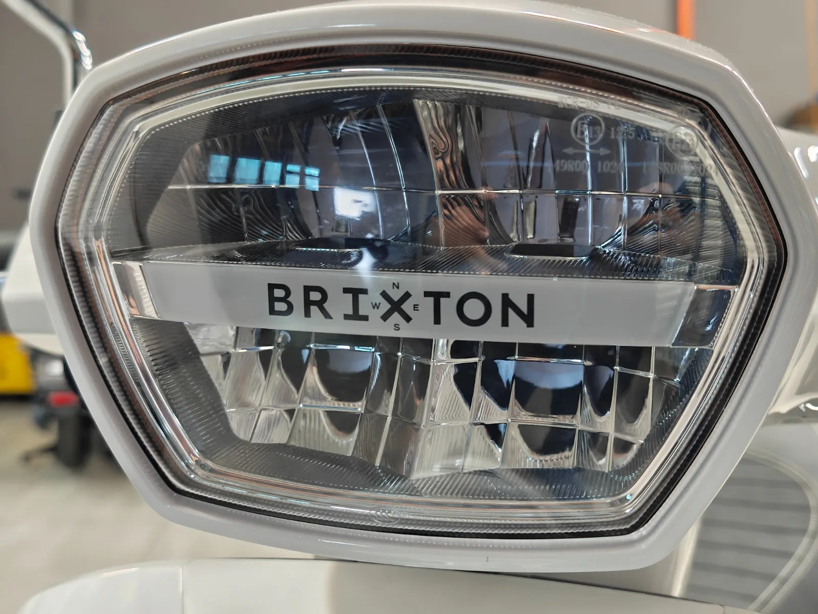 Brixton Moucca 250 Dilancar Di Malaysia Pada Harga RM12,888
