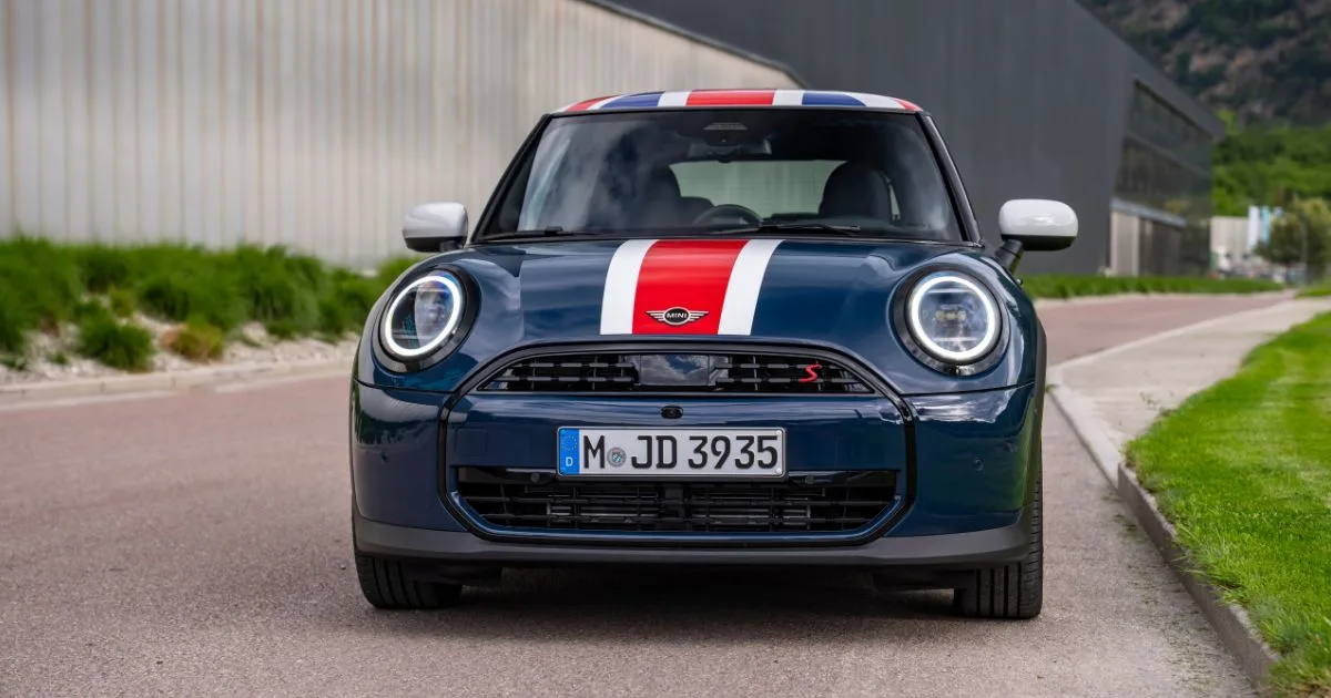 MINI Cooper S Oxford Edition Dilancar di Malaysia, Terhad Enam Unit 2 MINI Cooper S Oxford Edition Baharu