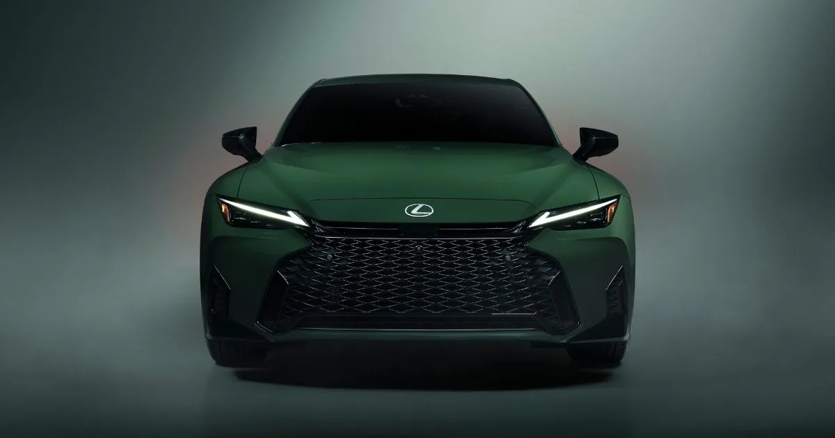 Lexus IS Lancar Special Appearance Package 2027