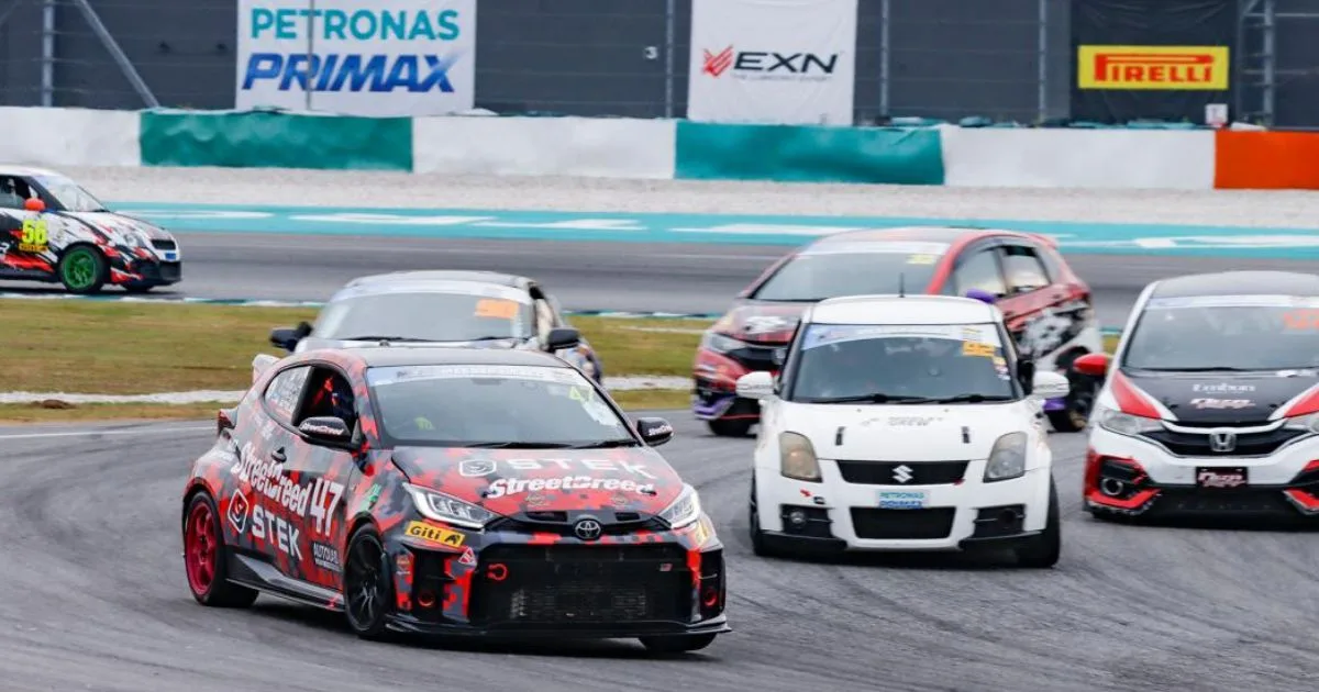 Papaya Autohaus Mercedes-Benz A45 Juara Keseluruhan MSF Merdeka 111-Lap 2026 6 MSF