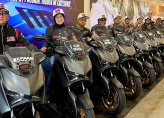 Yamaha Serah XMAX 300 Tech MAX Kepada 200 Pemilik Pertama