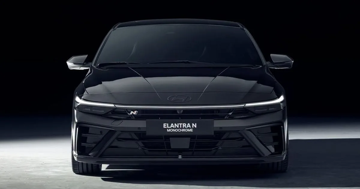 Hyundai Elantra N Monochrome Dilancarkan, Dua Warna dan Dua Pilihan Varian 2 Hyundai Elantra N Monochrome Dilancarkan, Dua Warna dan Dua Pilihan Varian