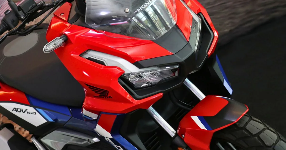 Honda ADV160 Kini Tampil Dengan Warna Trico