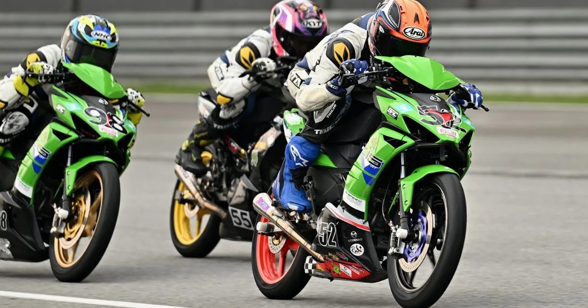 MODENAS Z15GT Raih Kemenangan di Sepang 3 MODENAS Z15GT Raih Kemenangan di Sepang