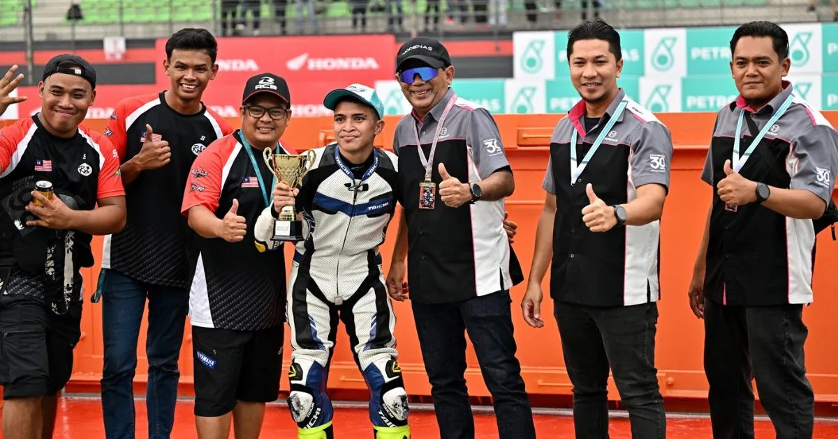 MODENAS Z15GT Raih Kemenangan di Sepang 2 MODENAS Z15GT Raih Kemenangan di Sepang