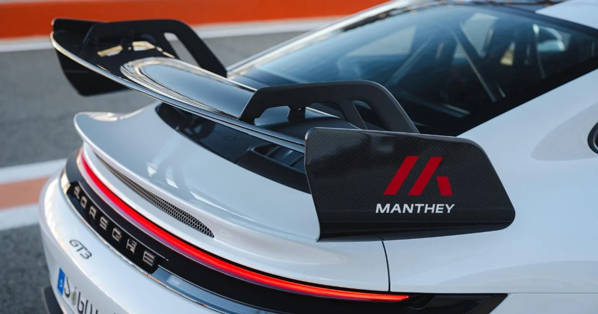 Porsche Tingkat Pegangan Dalam Manthey Racing! 2 Porsche Tingkat Pegangan Dalam Manthey Racing!