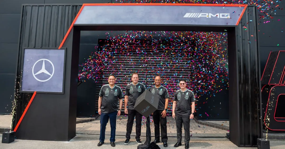 Bukan Semua Negara Boleh Servis Mercedes-AMG ONE, Malaysia Salah Satunya! 4 Bukan Semua Negara Boleh Servis Mercedes-AMG ONE, Malaysia Salah Satunya!
