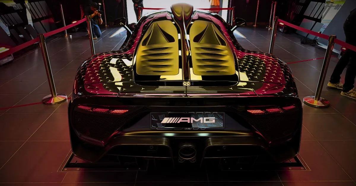 Bukan Semua Negara Boleh Servis Mercedes-AMG ONE, Malaysia Salah Satunya! 3 Bukan Semua Negara Boleh Servis Mercedes-AMG ONE, Malaysia Salah Satunya!